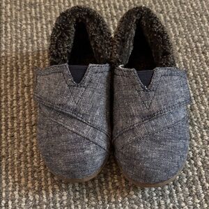Tom’s Cozy Gray Slip-On Shoes